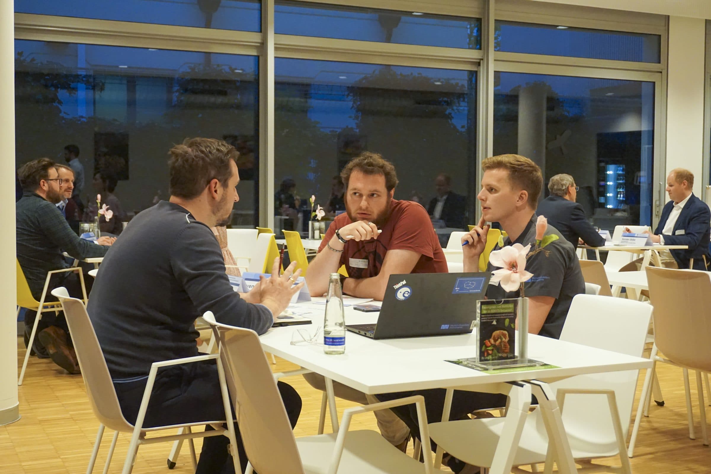 Perfektes Match gesucht bei ‚Space meets Handwerk‘