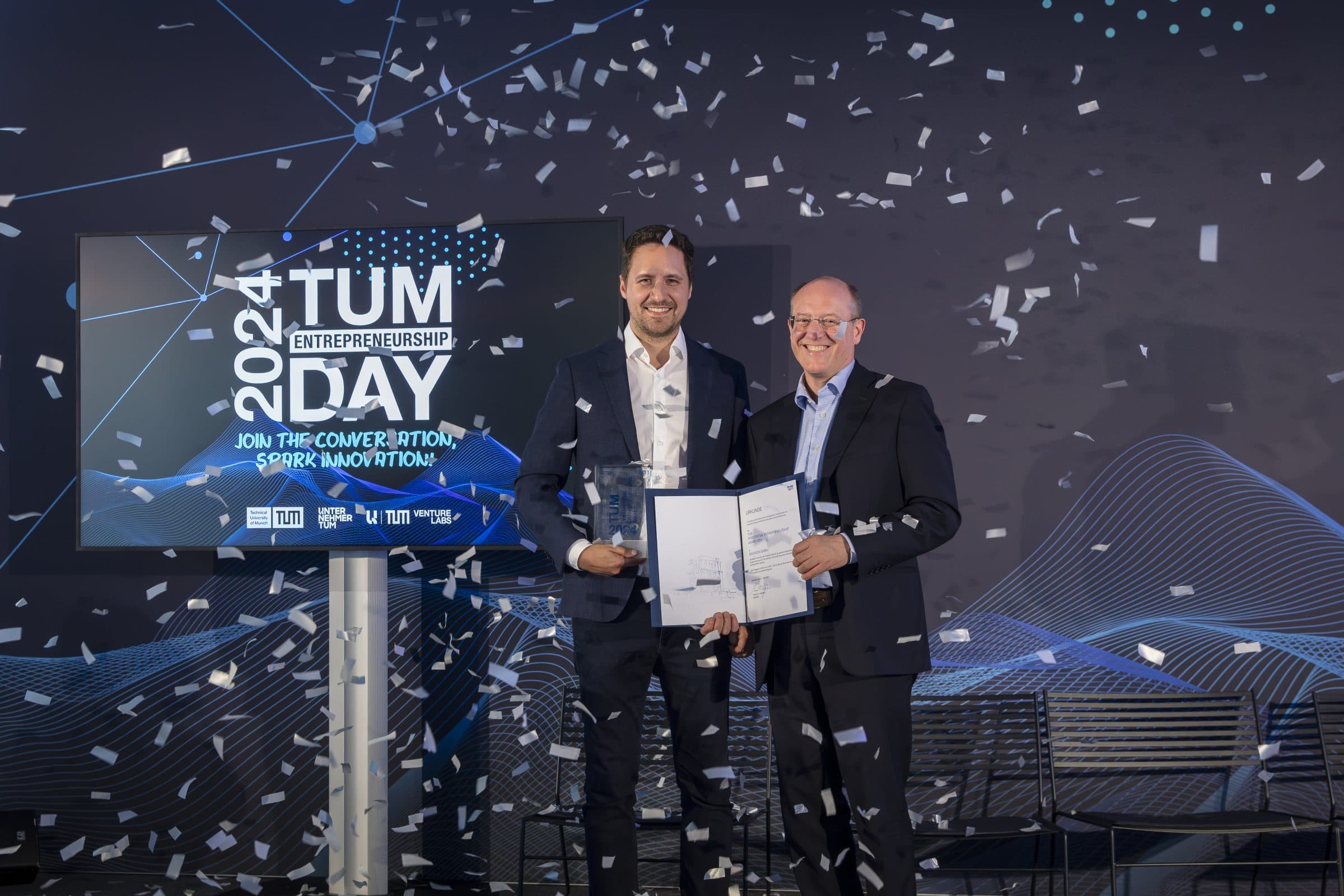 Reverion gewinnt TUM Presidential Entrepreneurship Award