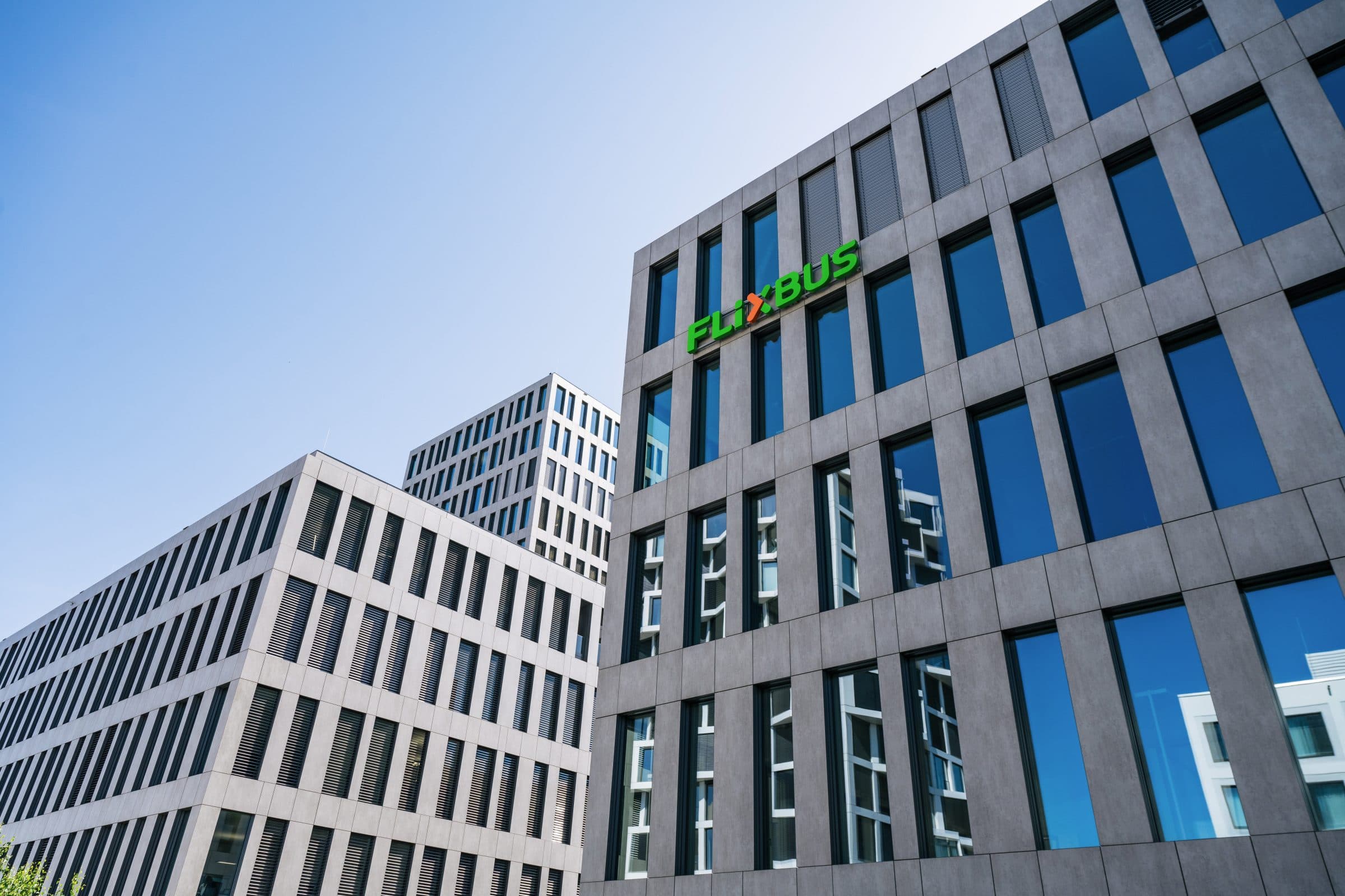 EQT Future und Kühne Holding erwerben 35 Prozent von Flix