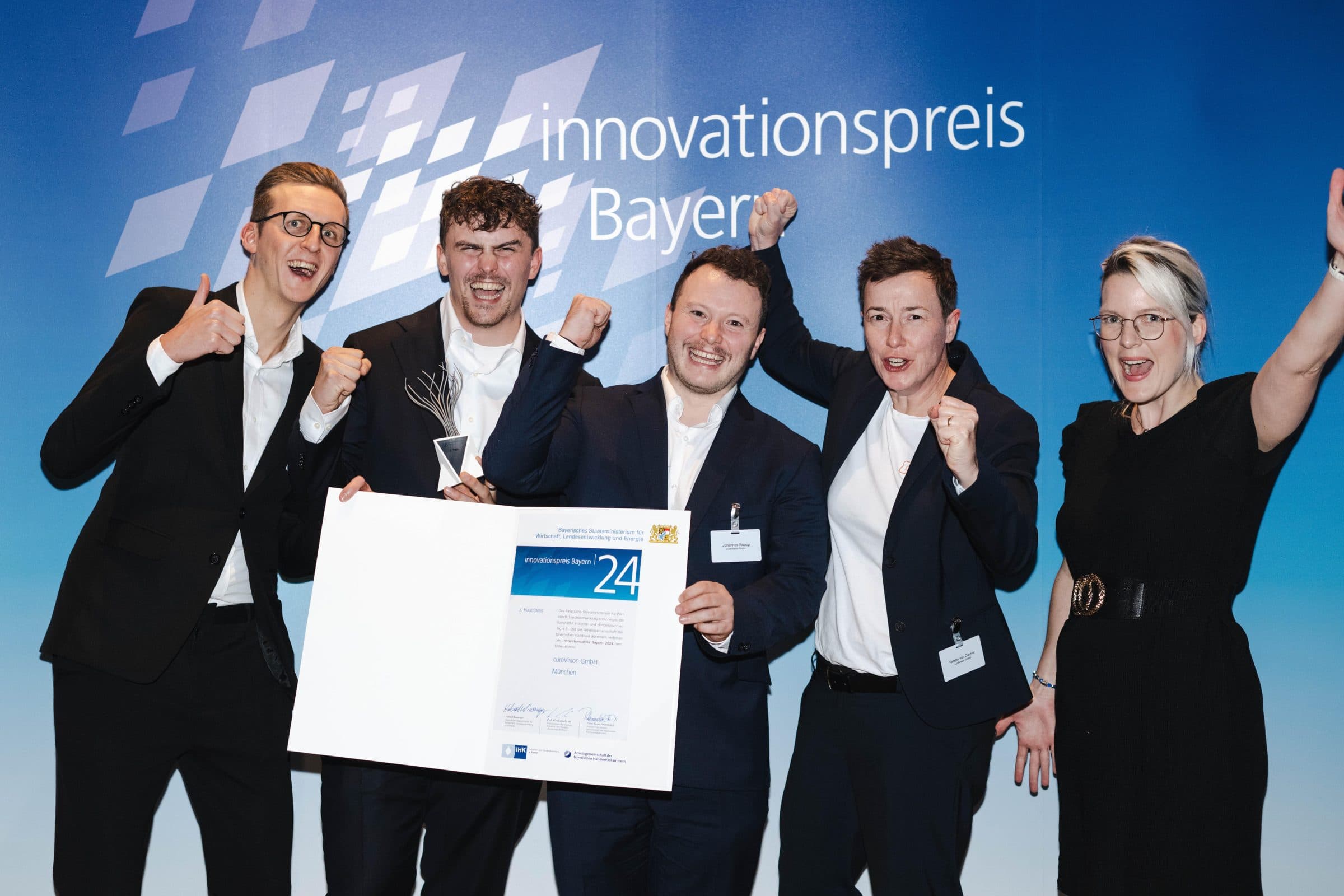 Curevision mit Innovationspreis Bayern 2024 ausgezeichnet