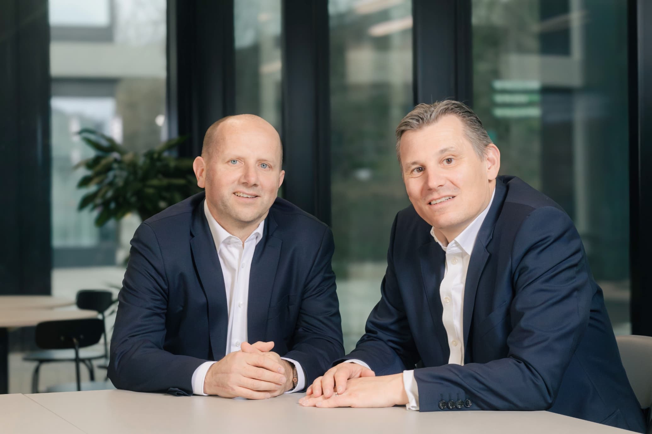 Hawk erhält 52 Millionen Euro